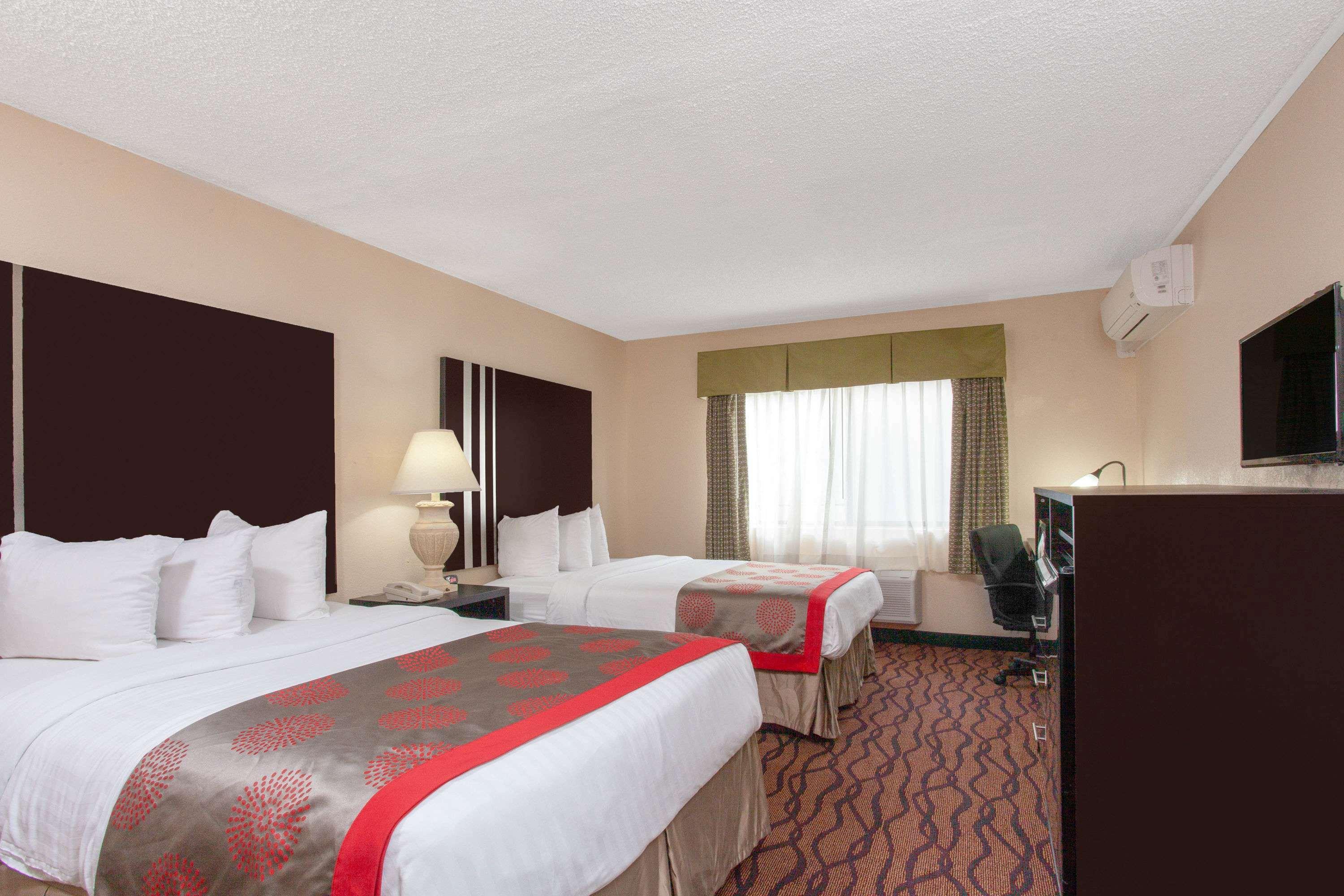 Space Coast Hotel Titusville-Kennedy Space Center Экстерьер фото