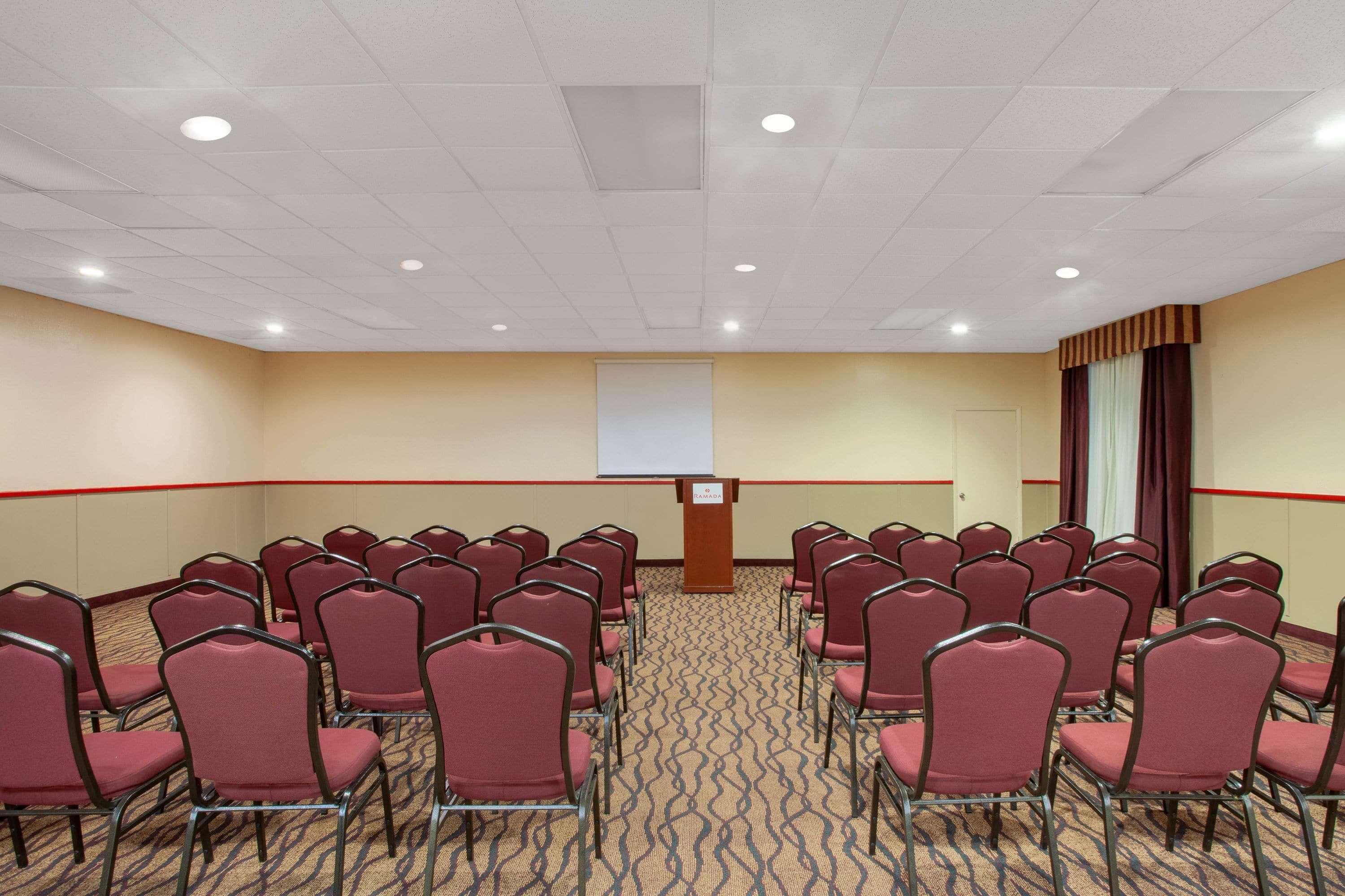 Space Coast Hotel Titusville-Kennedy Space Center Экстерьер фото