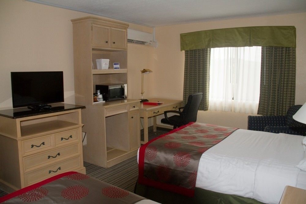 Space Coast Hotel Titusville-Kennedy Space Center Экстерьер фото
