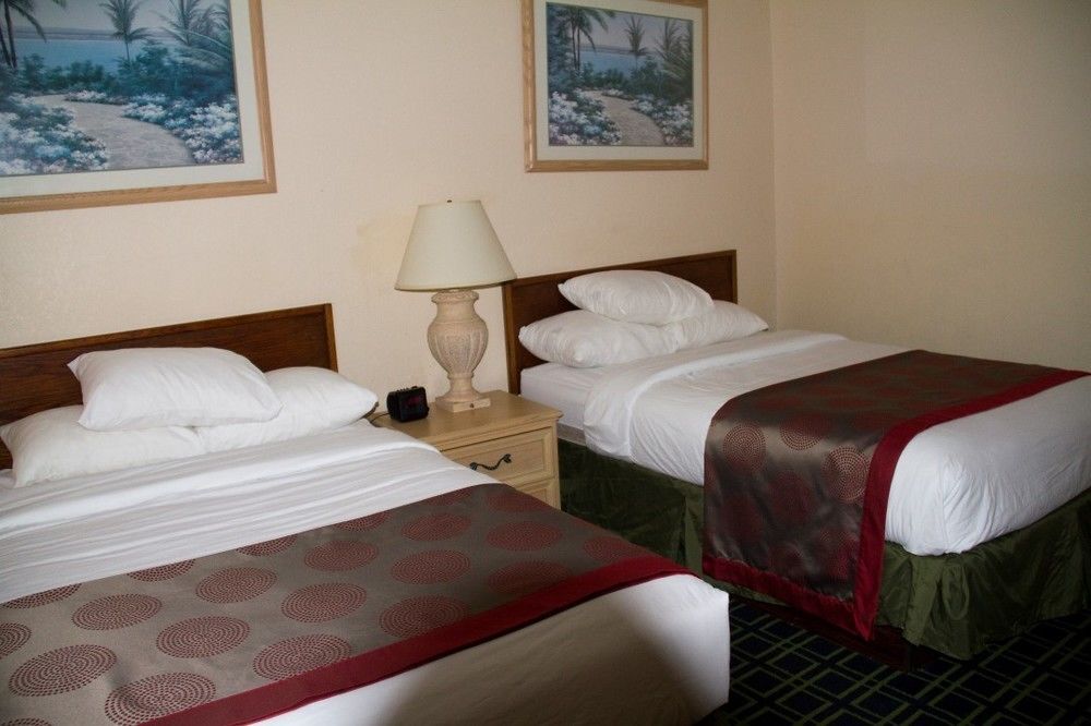 Space Coast Hotel Titusville-Kennedy Space Center Экстерьер фото