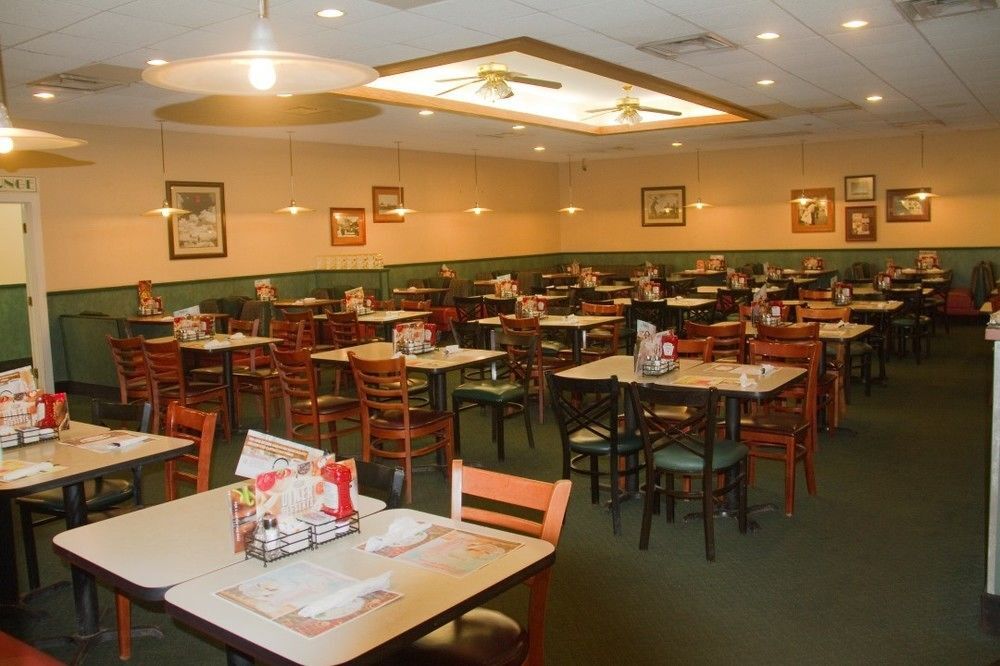 Space Coast Hotel Titusville-Kennedy Space Center Экстерьер фото